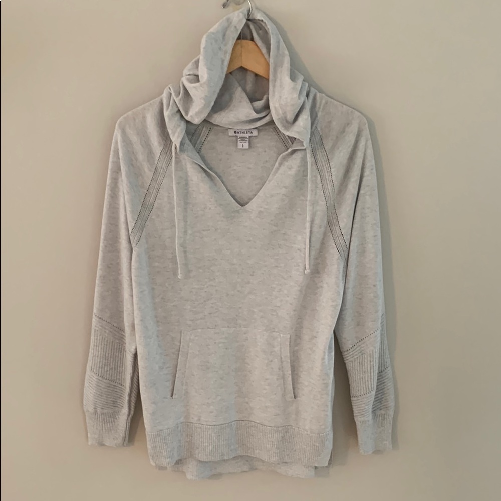 Athleta Evergreen Pullover Sweater Hoodie Size Large Light Grey Heather